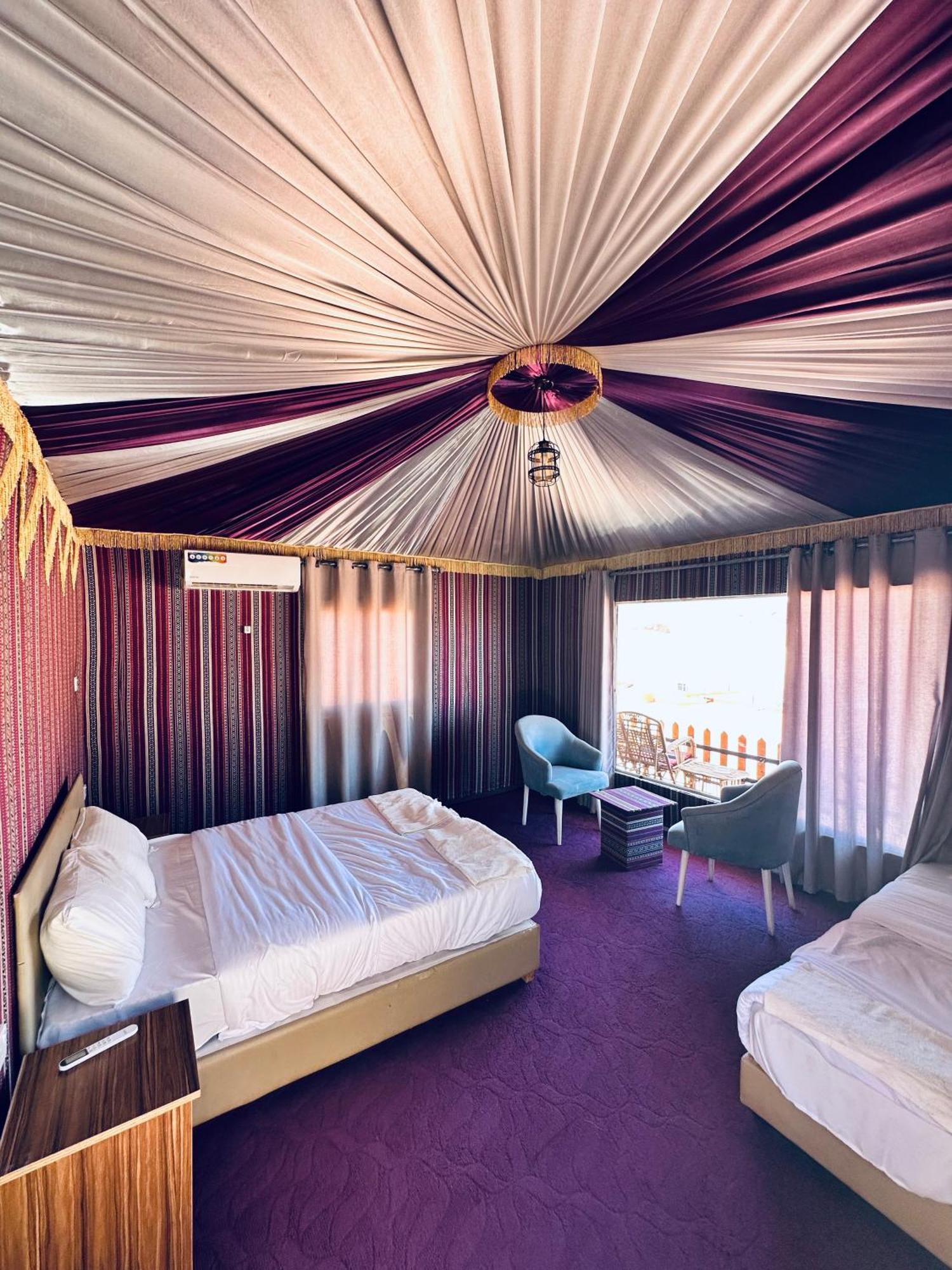 Holiday Inn Luxury Camp Wadi Rum Exterior foto